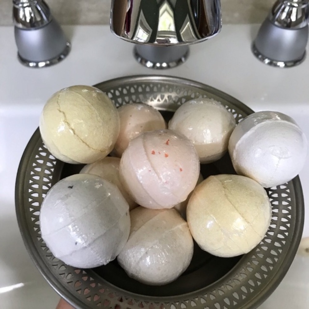 Perfectly Posh Fizi Bath Bombs Surprise 10 Pack